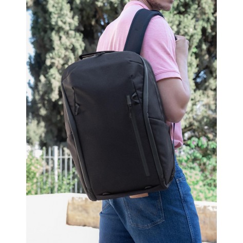 Shugon Kassel Executive Laptop Backpack