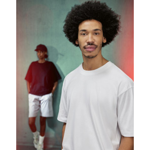 B&C #E220 Oversized T-Shirt